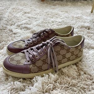 Gucci sneakers size 39